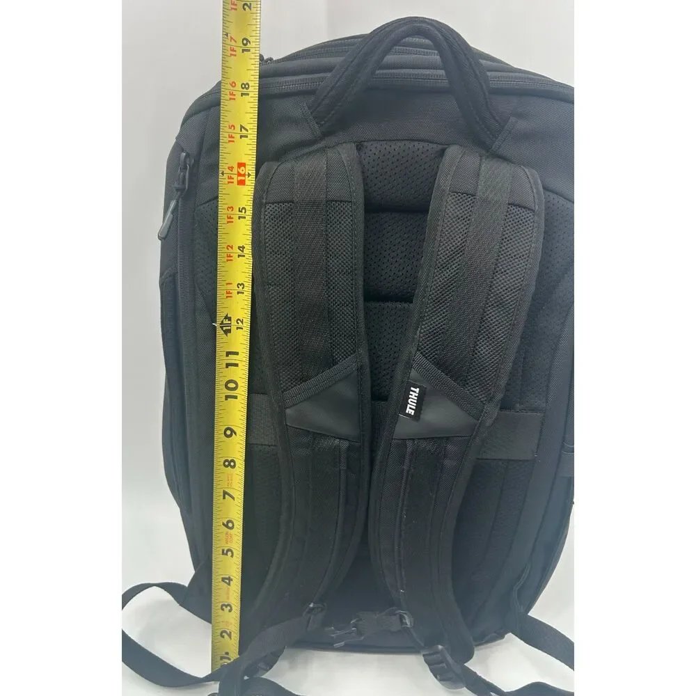 Thule  Chasm 26L Laptop Backpack Black Bookbag